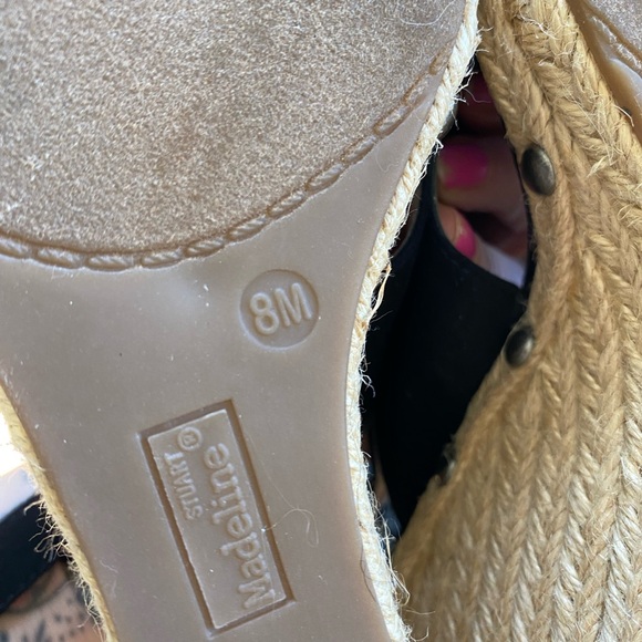 EUC Madeline Stuart espadrille wedge heel sandals - Picture 14 of 15